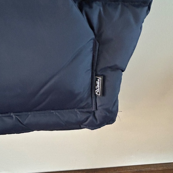 Men's Walls Vintage Down Insulated Apparel Puffer Vest - Picture 4 of 5